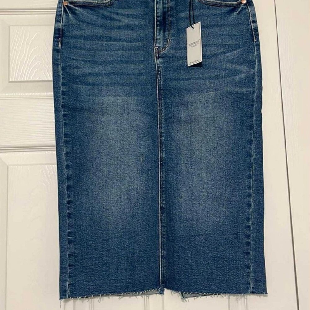 NWT Judy Blue High Rise Raw Hem Mid Length Denim Skirt Size LARGE Med Blue - Picture 10 of 10